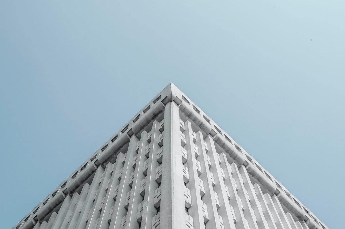 英超综合｜阿森纳客胜埃弗顿 哲凯赖什点射建功