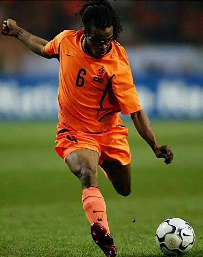 近35年来世界足坛10大后腰，防守型组织型全能型辉映，第一难抉择